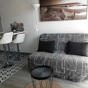  Apartment La Farigoulette