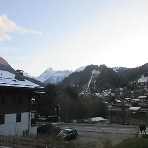 appartement-4-personnes-armancette.hotels-rhonealpes.com/
